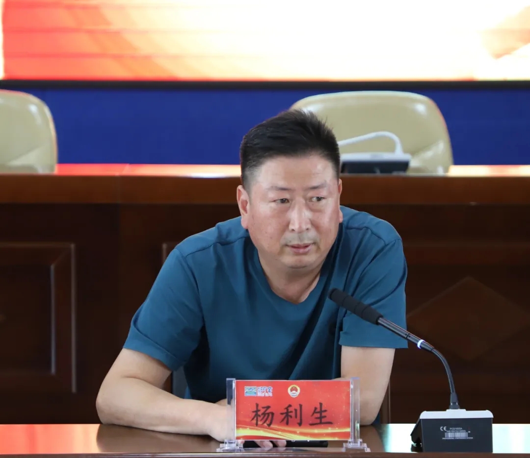 首页 检察风采        杨利生副主任指出,此次对检察院提请人大常委会
